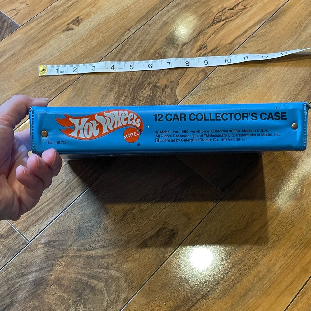 Vintage 1980 hot wheels, 12 car collectors case with 5 vehicles - Picture 11 of 13
